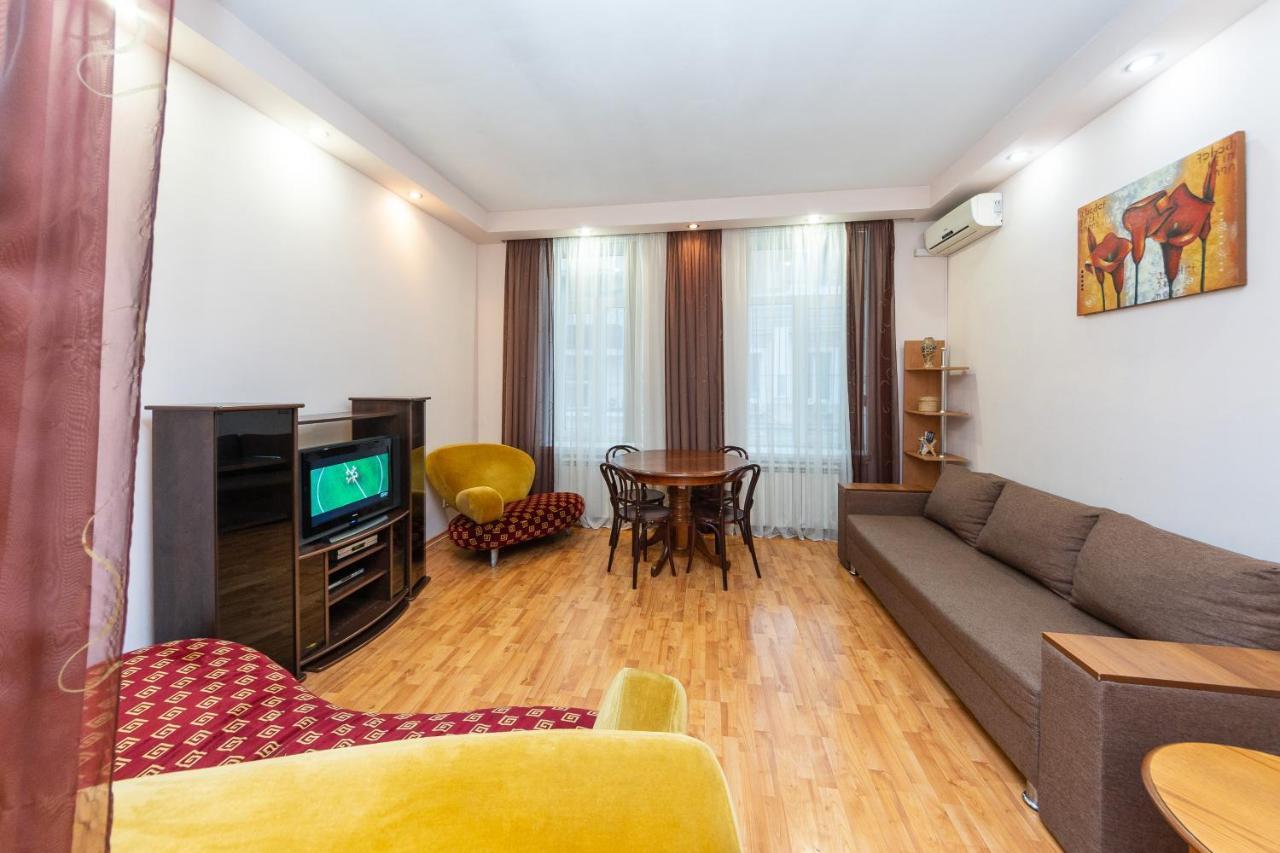 Apartamenty Sofia Киев Экстерьер фото